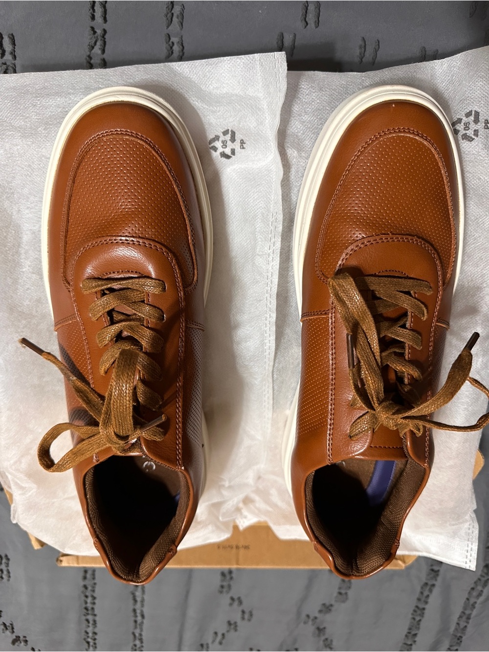Men's Casual Brown Leather Low-Top Sneakers with White Sole